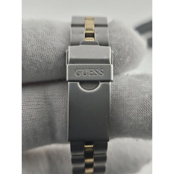 Rare Guess Quartz Watch Ladies Great Condition Glows Rotating Bezel New Battery main image 7
